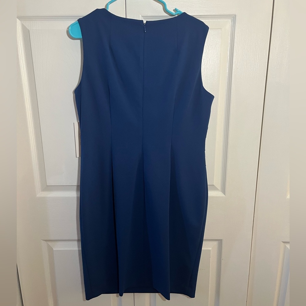 Calvin Klein dress - Picture 4 of 4